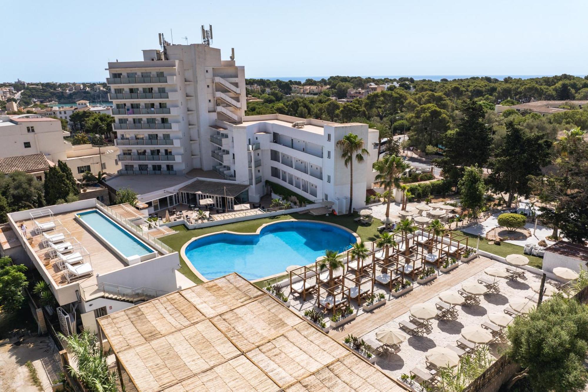 Hotel Ankaa - Adults Only Porto Cristo Kültér fotó